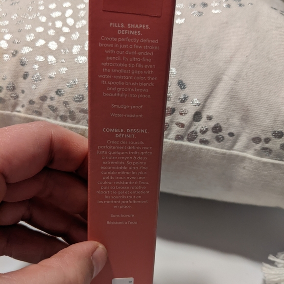 Dark brow liner- European Wax Center - New! - Picture 3 of 3